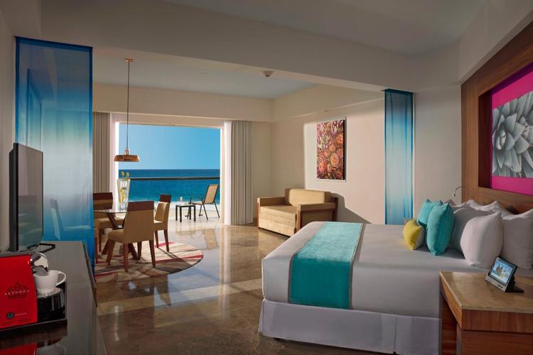 Krystal Grand Los Cabos
