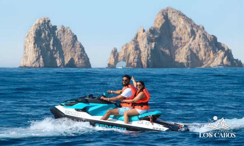 Moto aquática pelo Arco